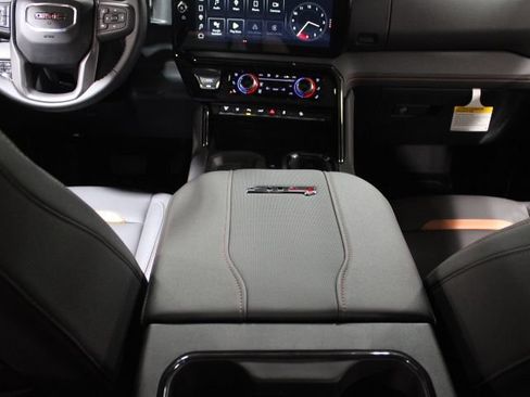 New 2026 GMC Sierra 2500 AT4 w/ Technology Package AWD/4WD image 34