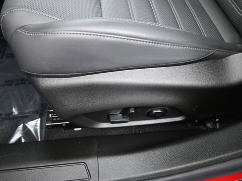 Used 2024 Dodge Hornet GT image 16