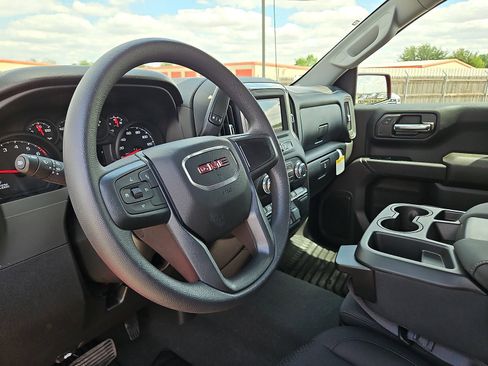 New 2026 GMC Sierra 1500 Pro image 12
