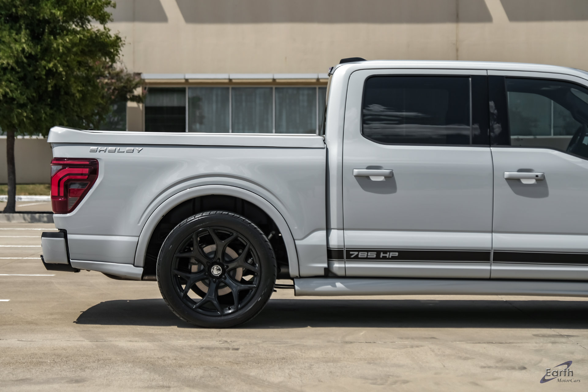 Used 2025 Ford F150 Lariat w/ Equipment Group 502A High AWD/4WD image 21