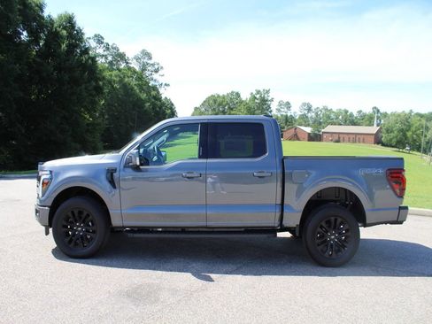 New 2026 Ford F150 Lariat w/ Equipment Group 501A Mid AWD/4WD image 9