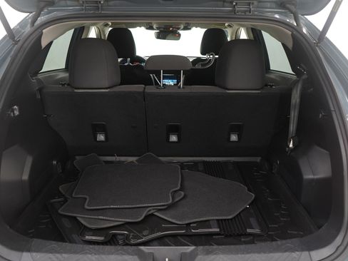 Used 2024 Subaru Crosstrek 2.0i Premium image 9