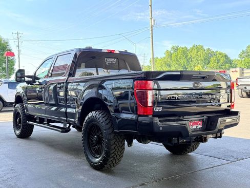 Used 2022 Ford F250 Lariat w/ Black Appearance Package AWD/4WD image 5