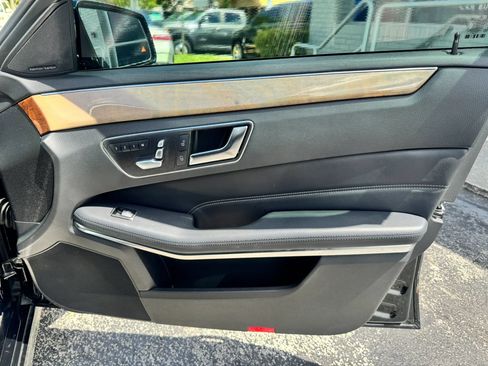 Used 2014 Mercedes-Benz E 350 Sedan image 42