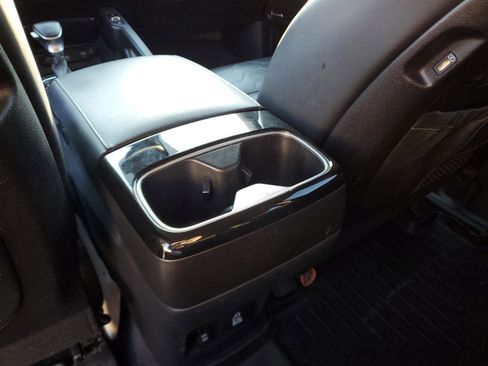 Used 2021 Kia Telluride SX w/ SX Prestige Package image 13