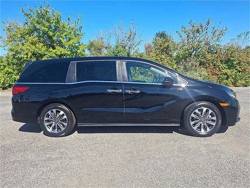 Certified 2023 Honda Odyssey EX-L image 7