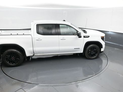 Used 2025 GMC Sierra 1500 Elevation w/ X31 Off-Road Package image 19