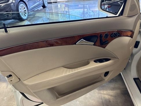 Used 2003 Mercedes-Benz E 320 Sedan image 17