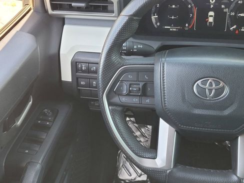 Used 2024 Toyota Tacoma TRD Sport image 12