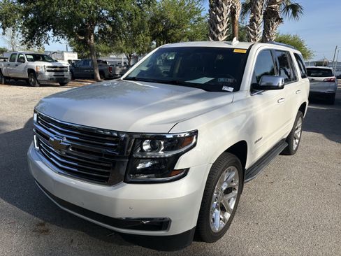 Used 2019 Chevrolet Tahoe Premier image 3