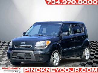 Used 2011 Kia Soul + FWD video 1