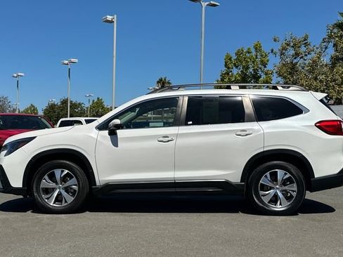 Used 2023 Subaru Ascent Premium w/ Convenience Package AWD/4WD image 7