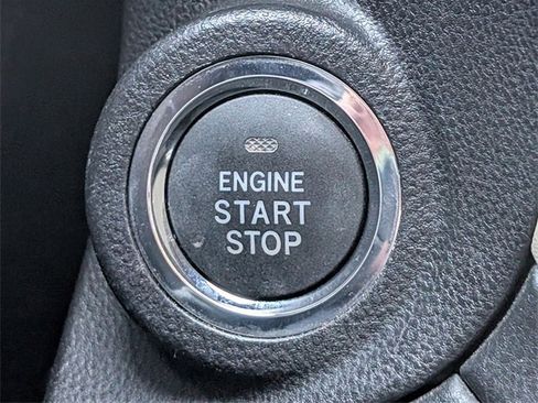 Used 2022 Subaru Outback Premium image 25