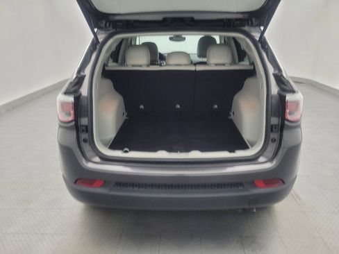 Used 2020 Jeep Compass Limited FWD image 29