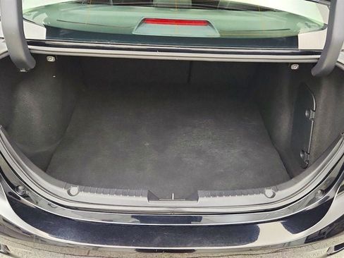 Used 2018 MAZDA MAZDA3 Touring FWD image 21