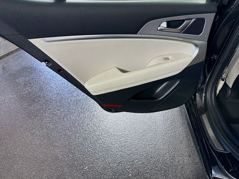 Used 2019 Genesis G70 3.3T Advanced AWD/4WD image 26