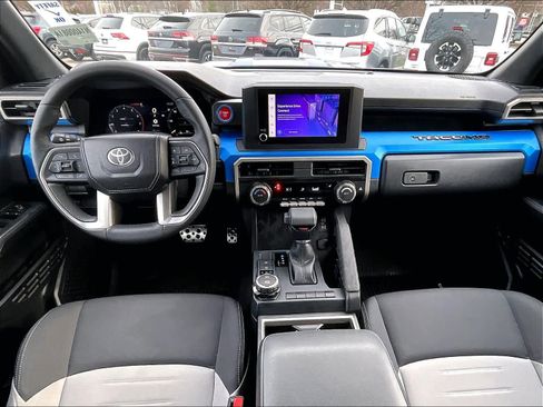 Used 2024 Toyota Tacoma TRD Sport image 21