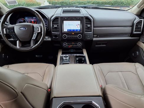 Used 2021 Ford Expedition Limited image 9