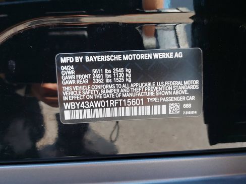 Used 2024 BMW i4 eDrive35 w/ Premium Package RWD image 41