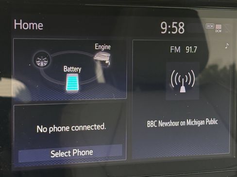 Used 2023 Toyota Sienna XLE FWD image 24