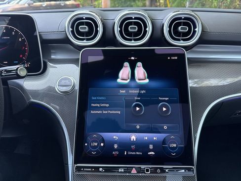 Certified 2025 Mercedes-Benz C 300 4MATIC Sedan image 32