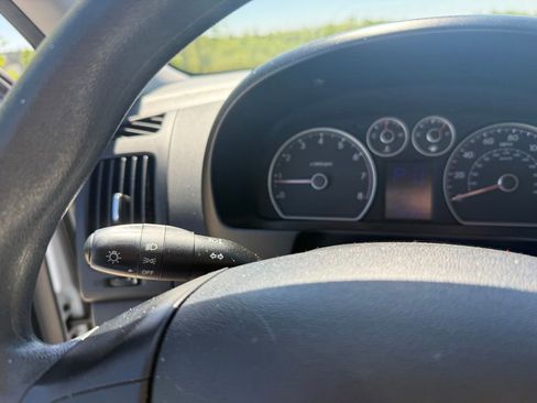 Used 2010 Hyundai Elantra GLS FWD image 29