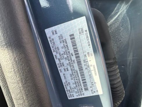Used 2025 Ford Escape Active AWD/4WD image 9