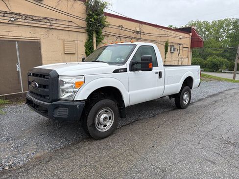 Used 2012 Ford F350 XL w/ PWR Equipment Group AWD/4WD image 2