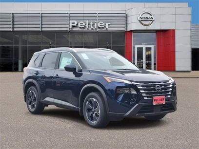 New 2025 Nissan Rogue SV w/ SV Premium Package