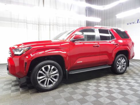Used 2026 Toyota 4Runner Limited w/ Tow Technology Package AWD/4WD image 9