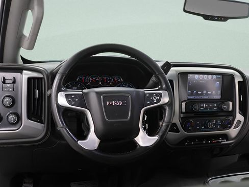 Used 2019 GMC Sierra 2500 SLT w/ Duramax Plus Package image 9