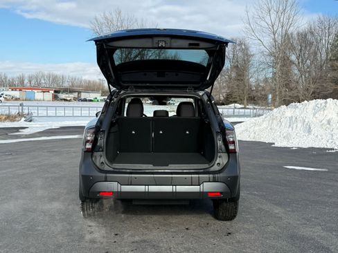 New 2026 Nissan Kicks SV w/ SV Premium Package AWD/4WD image 7