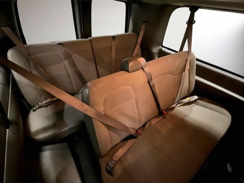 Used 2020 Chevrolet Express 3500 LT w/ LT Preferred Equipment Group image 24