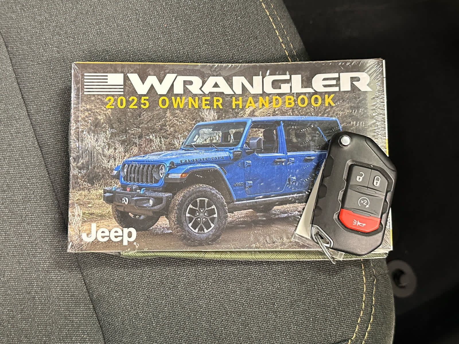 Used 2025 Jeep Wrangler Unlimited Sport AWD/4WD image 36