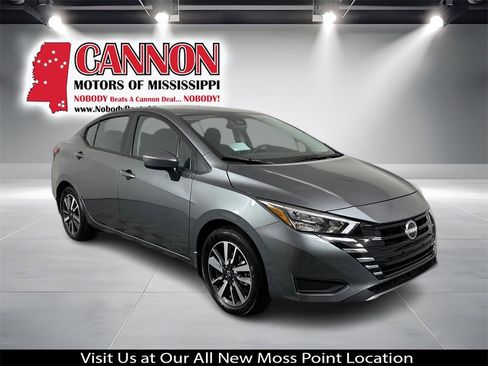 New 2025 Nissan Versa SV image 3