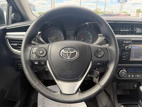 Used 2016 Toyota Corolla S FWD image 19
