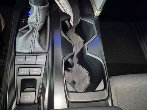 New 2026 Toyota Camry Hybrid image 29