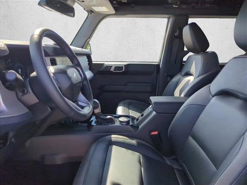 New 2025 Ford Bronco Outer Banks image 4