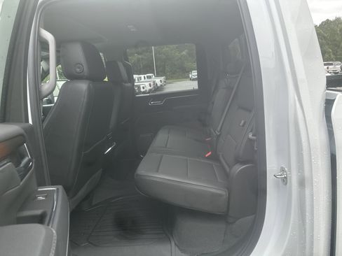 New 2026 GMC Sierra 3500 Denali w/ Denali Reserve Package image 17