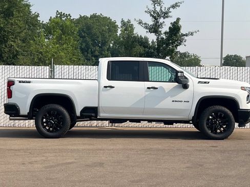 New 2026 Chevrolet Silverado 2500 LT w/ Trail Boss Package AWD/4WD image 3