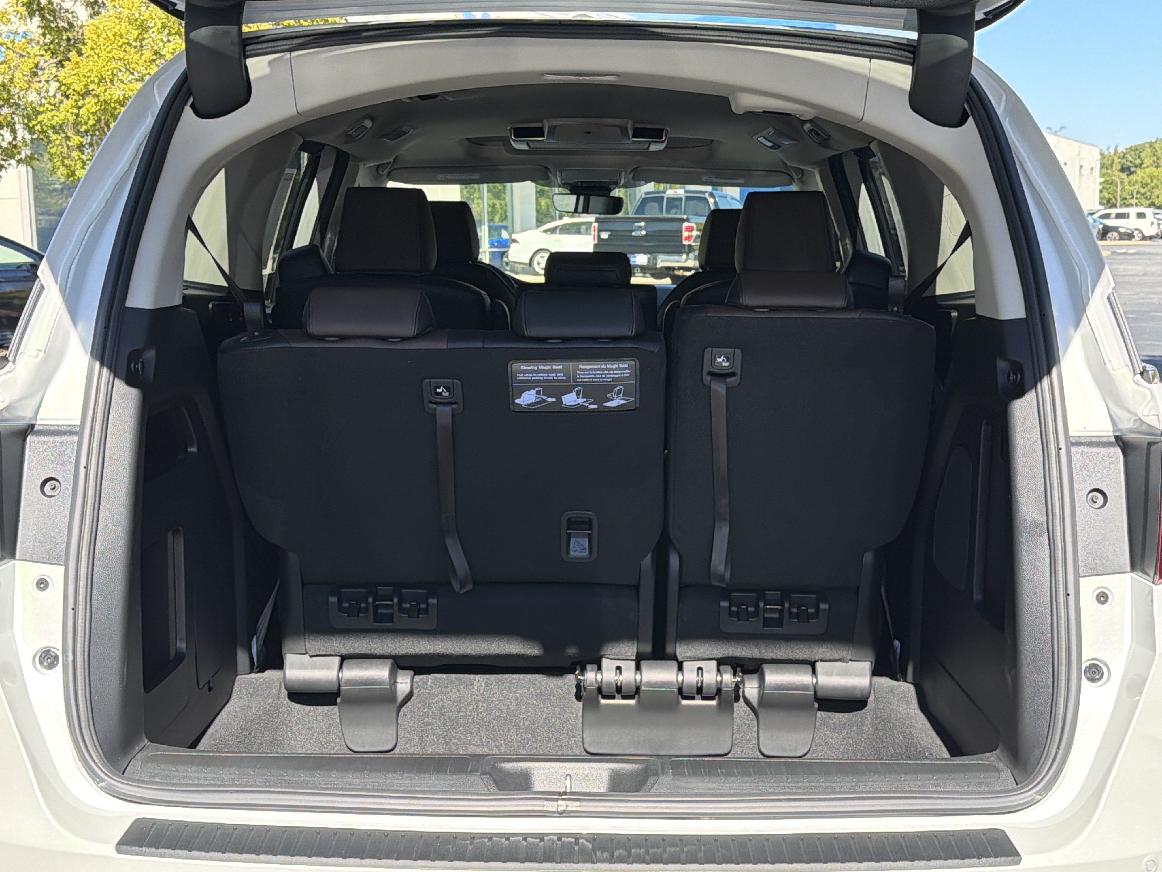 New 2027 Honda Odyssey Elite image 29
