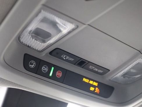 Certified 2021 Chevrolet Equinox LS w/ LS Convenience Package image 30