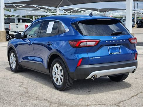 Used 2023 Ford Escape Active w/ Cold Weather Package FWD image 7