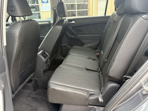 Used 2023 Volkswagen Tiguan SE FWD image 23