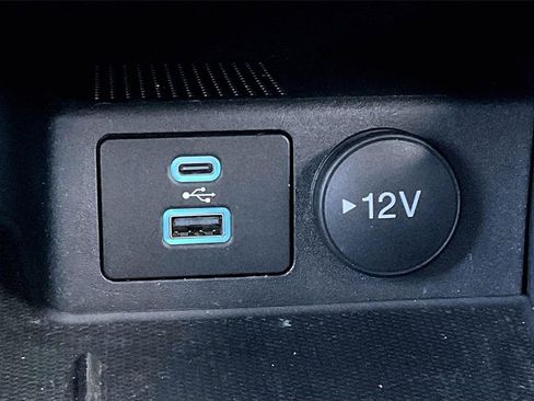 Used 2023 Ford Escape Active image 33