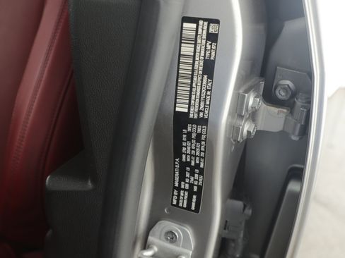 Used 2019 Maserati Levante S GranSport image 15