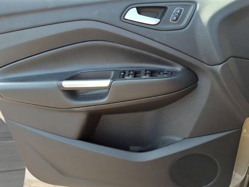 Used 2018 Ford Escape SE AWD/4WD image 16
