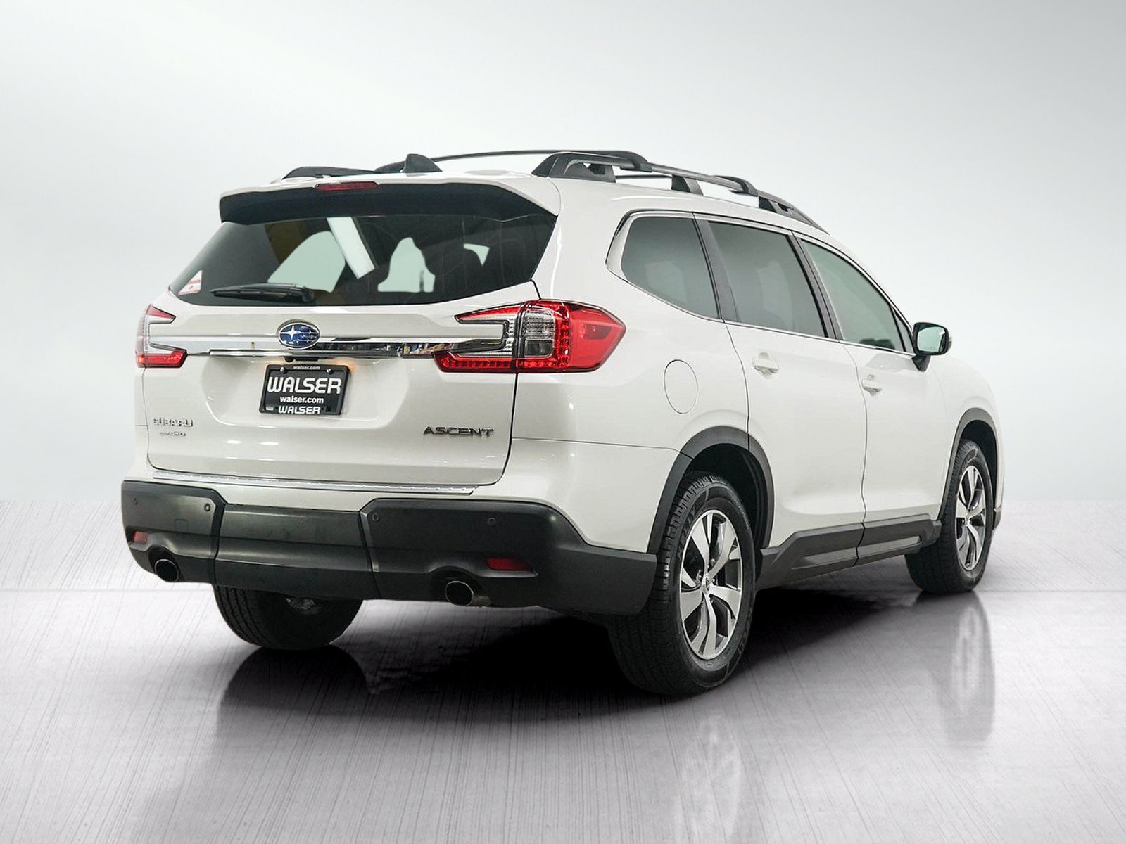 Used 2023 Subaru Ascent Premium w/ Convenience Package AWD/4WD image 5