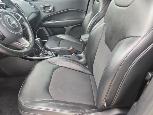 Used 2019 Jeep Compass Altitude image 16