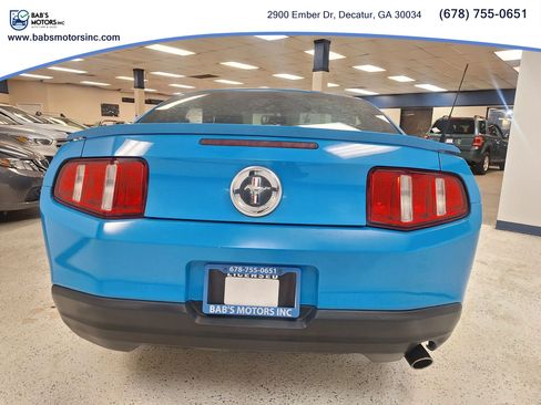 Used 2010 Ford Mustang Coupe RWD image 7